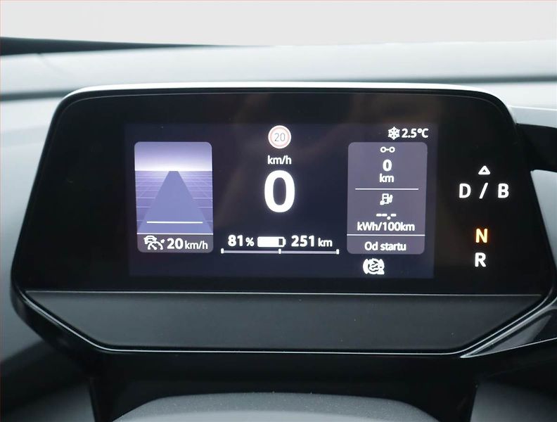 Volkswagen ID.4 (2020) Pro Perf. (82 kWh), SoH 79% - fotka 9 z 21
