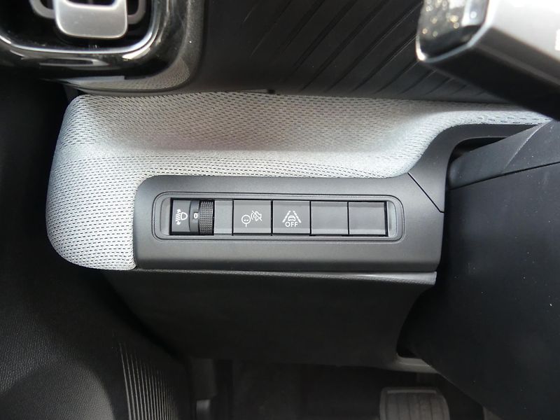 Citroën C3 (2026) MAX Hybrid 110k Automatic    - fotka 18 z 23