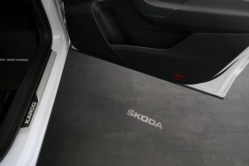 Škoda Karoq 2.0TSI 140kW DSG 4x4 Sportline - fotka 20 z 43