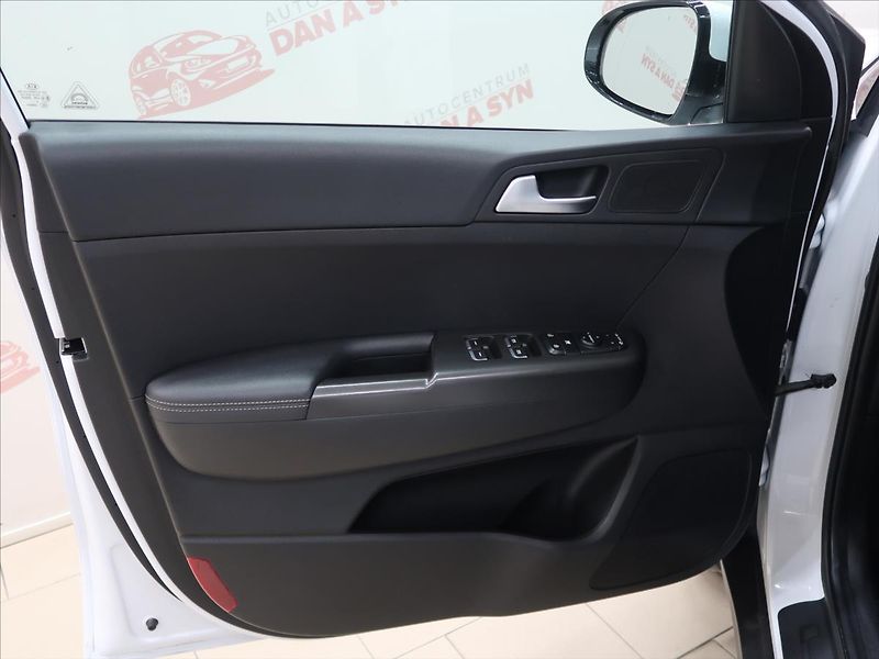 Kia Sportage 1,6 CRDI AUTOMAT Exclusive CZ - fotka 10 z 41