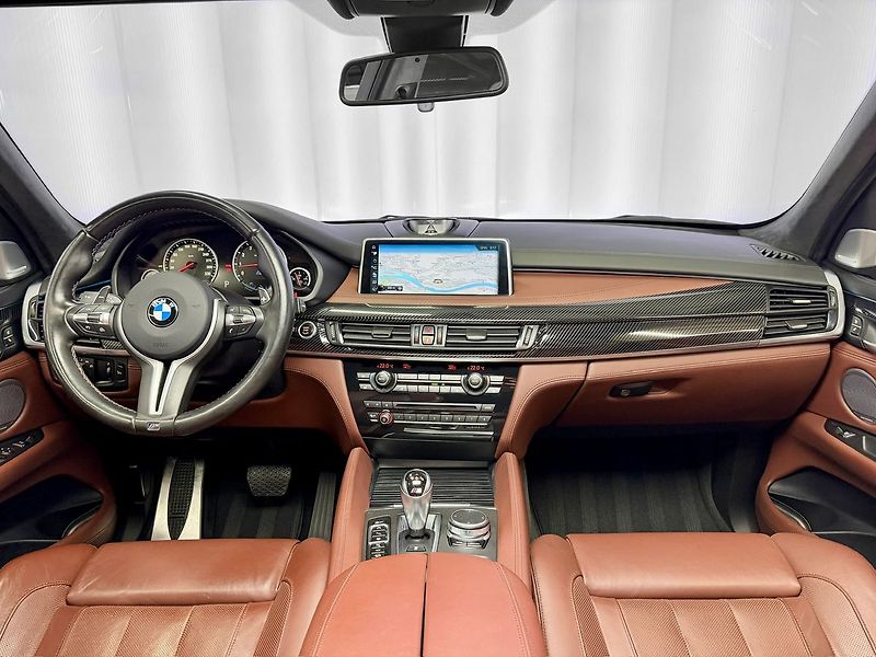 BMW X5 423KW INDIVIDUAL, PANORAMA, HU - fotka 10 z 30