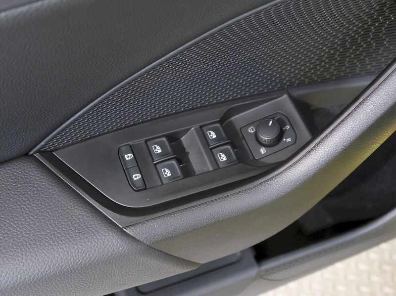 Škoda Octavia (2025) SPORTLINE 2.0TSI 150KW 4x4 DSG - fotka 40 z 44