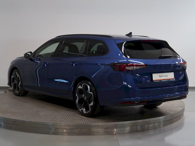 Škoda Superb (2026) SPORTLINE 2.0TDI 142KW 4x4 DSG - fotka 7 z 45