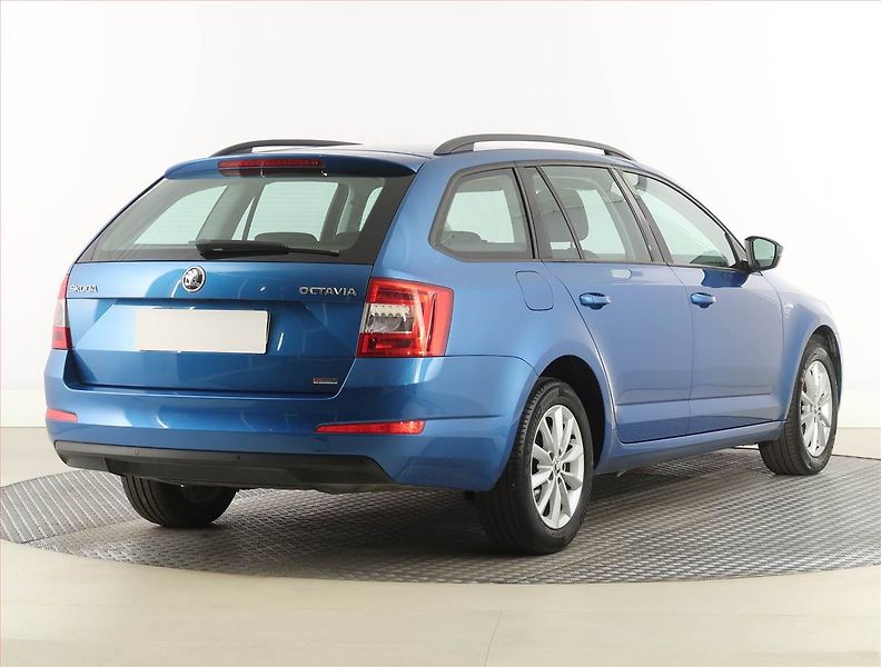 Škoda Octavia (2017) Ambition 1.6 TDI, Tempomat - fotka 5 z 20