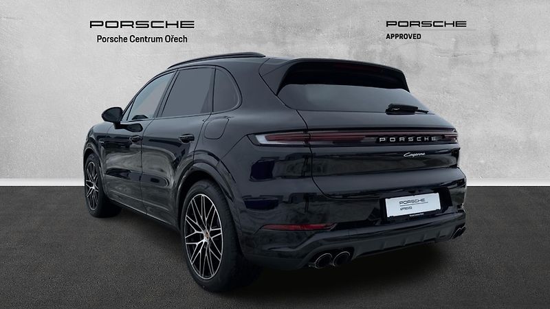 Porsche Cayenne E-Hybrid - fotka 8 z 25