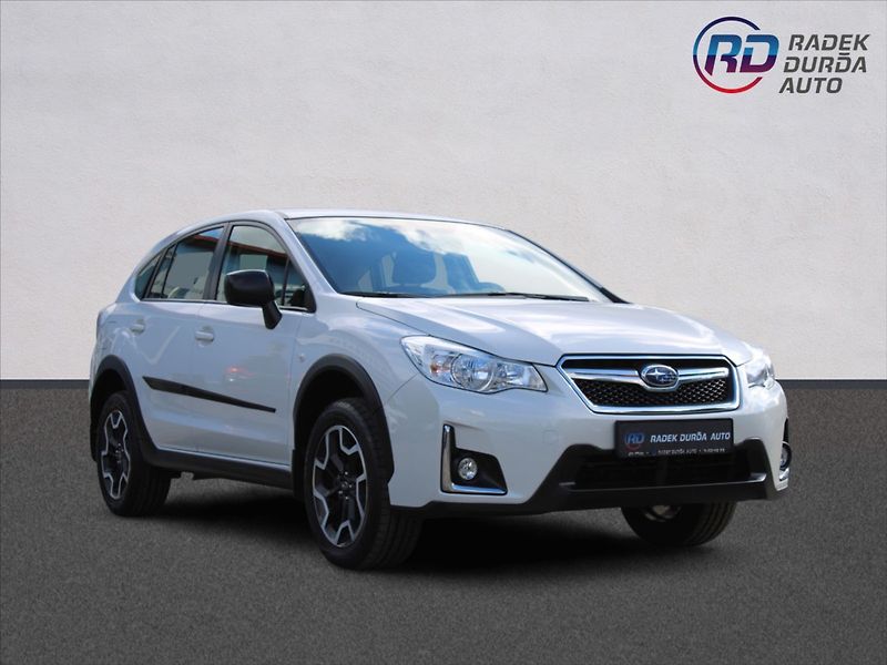 Subaru XV 2,0 i  ČR,1.MAJITEL,4x4 - fotka 3 z 25