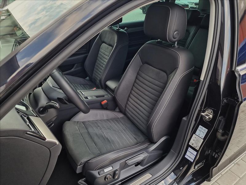 Volkswagen Passat 2.0TDI 147kW 4MOTION DSG Eleg - fotka 37 z 50
