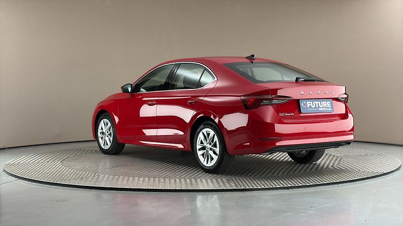 Škoda Octavia 1.5 TSI Style - fotka 2 z 26