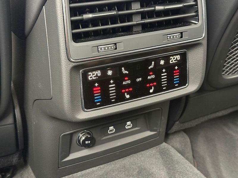 Audi Q7 3.0TDI 210kW S-line 7m ZÁRUKA - fotka 22 z 22