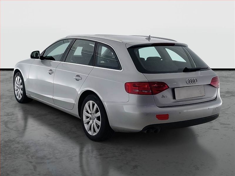 Audi A4 (2008) Ambiente 2.0 TDI, Automat - fotka 4 z 20