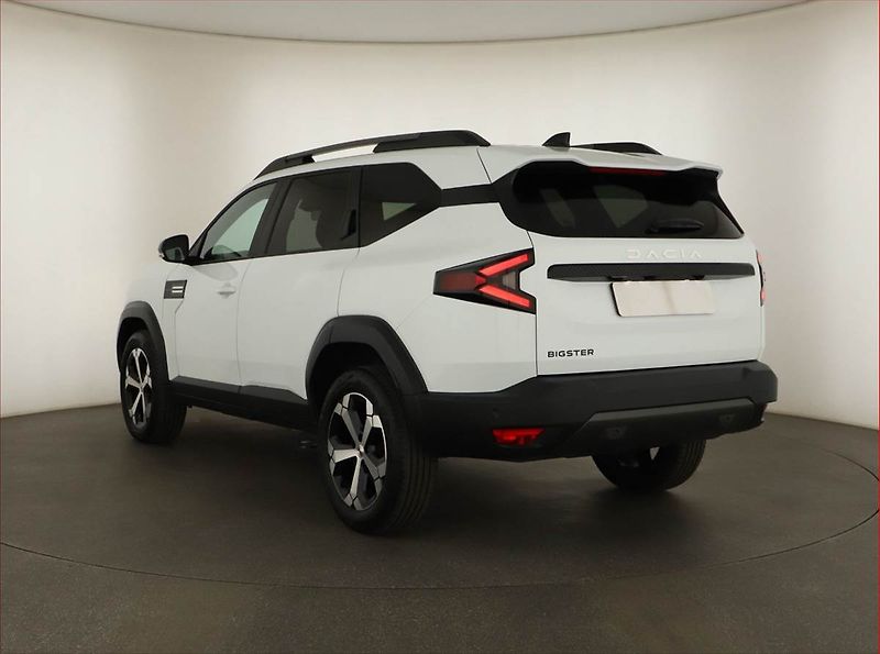 Dacia Bigster (2025) 1.2 MHEV, JOURNEY, KEYLESS - fotka 4 z 15
