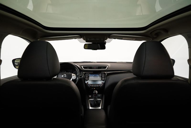 Nissan Qashqai - fotka 24 z 27