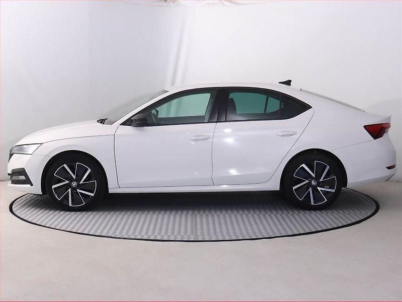 Škoda Octavia (2022) 1.5 TSI - fotka 3 z 20