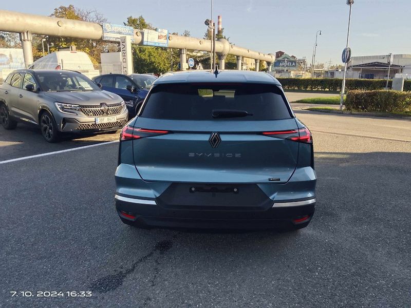 Renault Symbioz (2025) techno mild hybrid 140 - fotka 6 z 11
