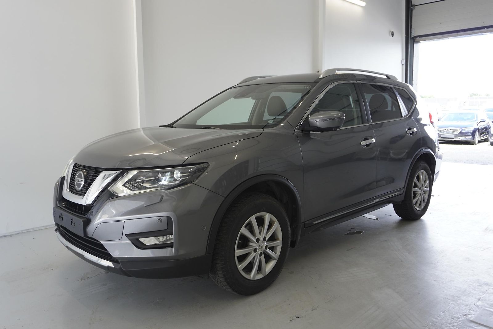 Nissan X-Trail  DIG-T 1,3i TEKNA  AUTOMAT