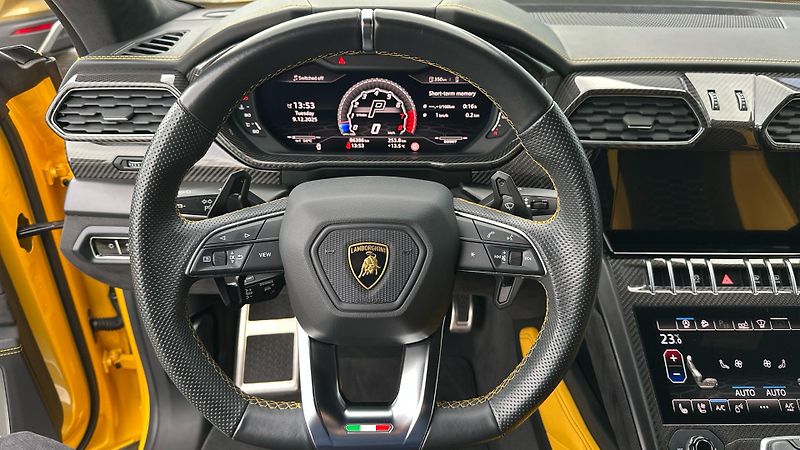 Lamborghini Urus (2021) Pearl Capsule, Záruka - fotka 13 z 15
