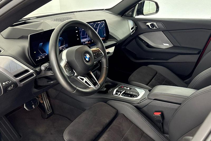 BMW Řada 2 220d Gran Coupe - fotka 6 z 24