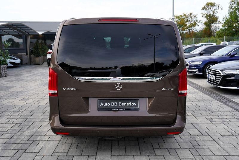 Mercedes-Benz Třídy V V 250d 4Matic/Extra Long/kůže/ - fotka 5 z 45