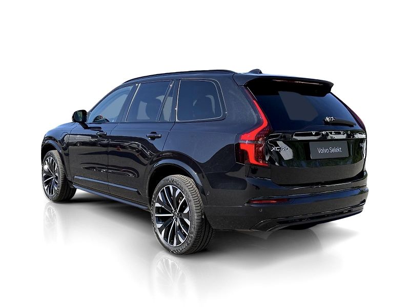 Volvo XC90 T8 AWD RECH. PLUS DARK+ kola - fotka 3 z 51