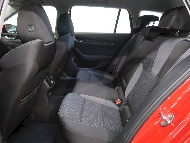 Škoda Octavia (2024) TOP SELECTION 2.0TDI 85KW - fotka 15 z 39