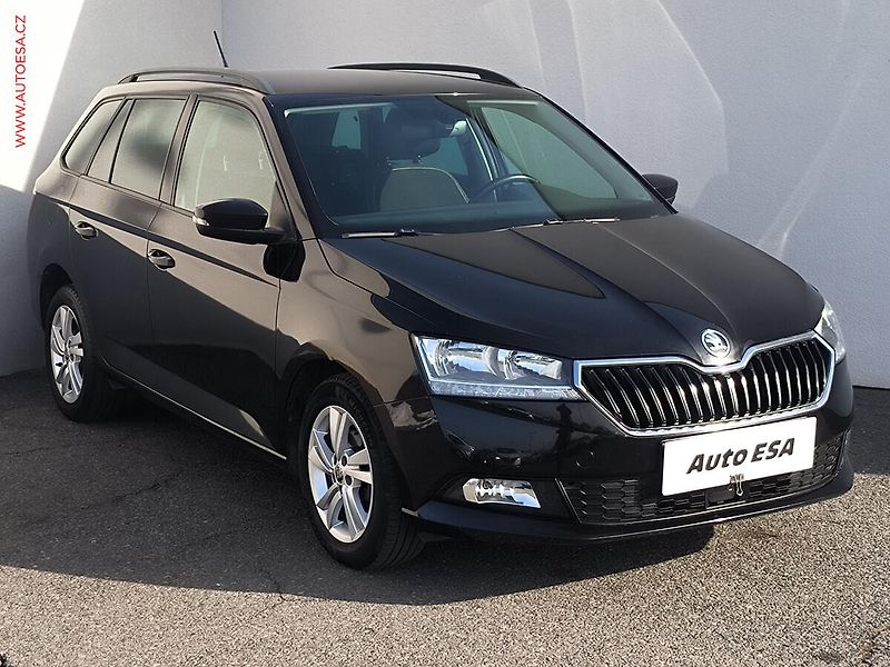 Škoda Fabia (2021) 1.0 TSi, Ambition, park. - fotografie inzerátu