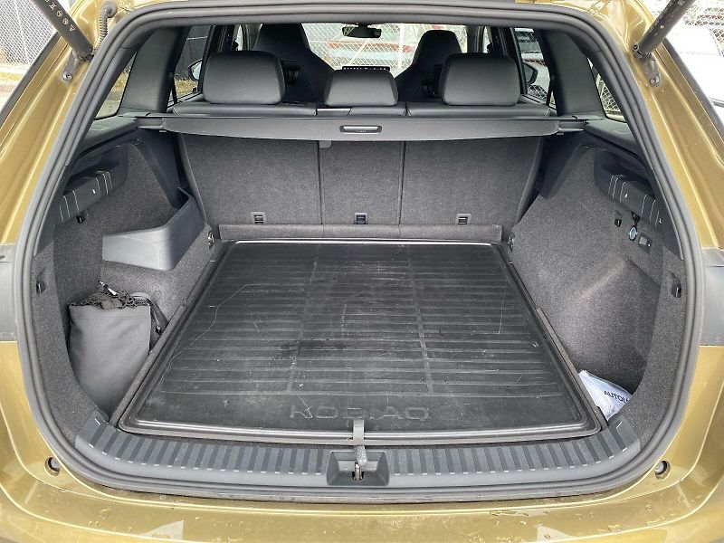 Škoda Kodiaq (2024) 2.0 TDI 4x4 DSG Sportline - fotka 32 z 40