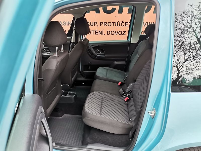 Škoda Roomster (2010) 1.2TSi 63kw Klima PDC - fotka 17 z 27