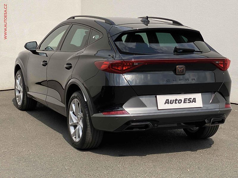 Cupra Formentor (2022) 1.5 TSi, DSG, LED, navi - fotka 6 z 20