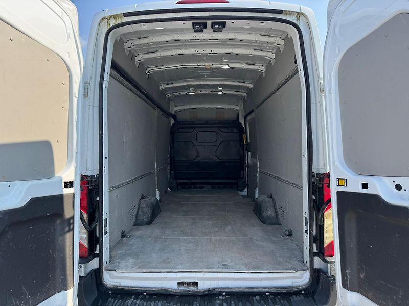 Ford Transit (2020) 2.0TDCI 96Kw L4H3 - fotka 19 z 19