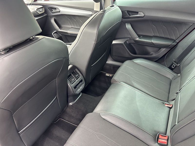 Cupra Formentor (2024) 1.5 TSI DSG - fotka 8 z 32