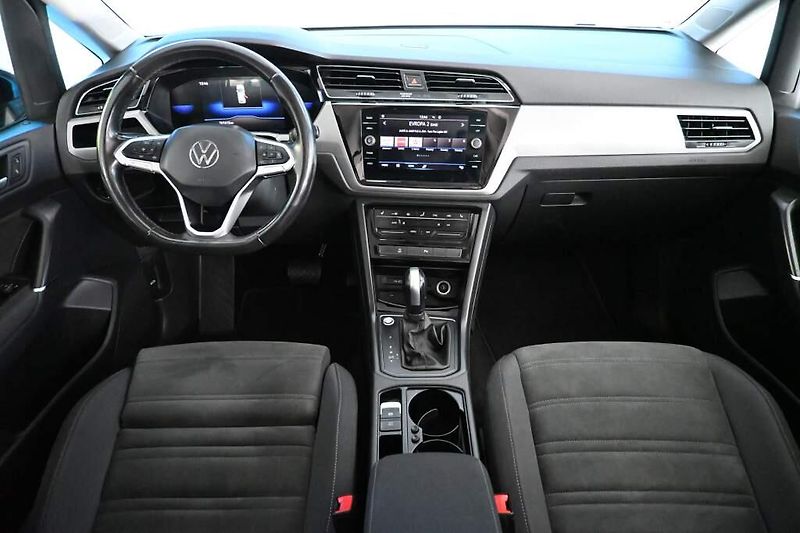 Volkswagen Touran (2023) 2.0 LED DSG ACC Tažné COMFORTL - fotka 12 z 32