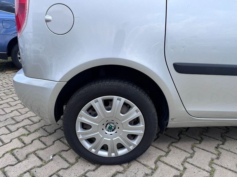 Škoda Roomster (2007) 1,6i 16V 77 KW ROZVODY STK - fotka 15 z 49