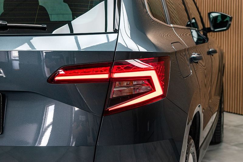 Škoda Karoq 1.5 TSI STYLE*TAŽNÉ*DPH*ČR 1.M - fotka 38 z 44