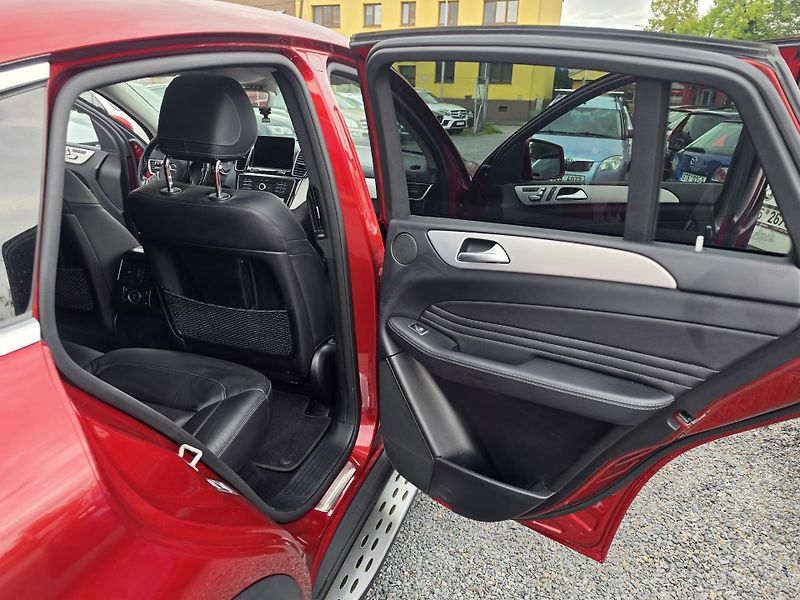 Mercedes-Benz GLE 400i V6 TZ Panorama AMG  - fotka 17 z 28