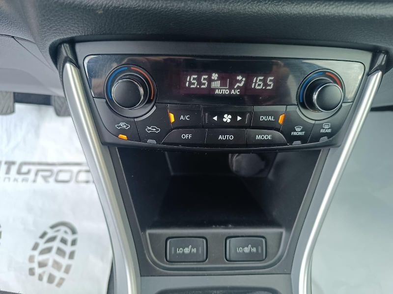 Suzuki SX4 S-Cross 1.4/103kW, COMFORT - fotka 28 z 37