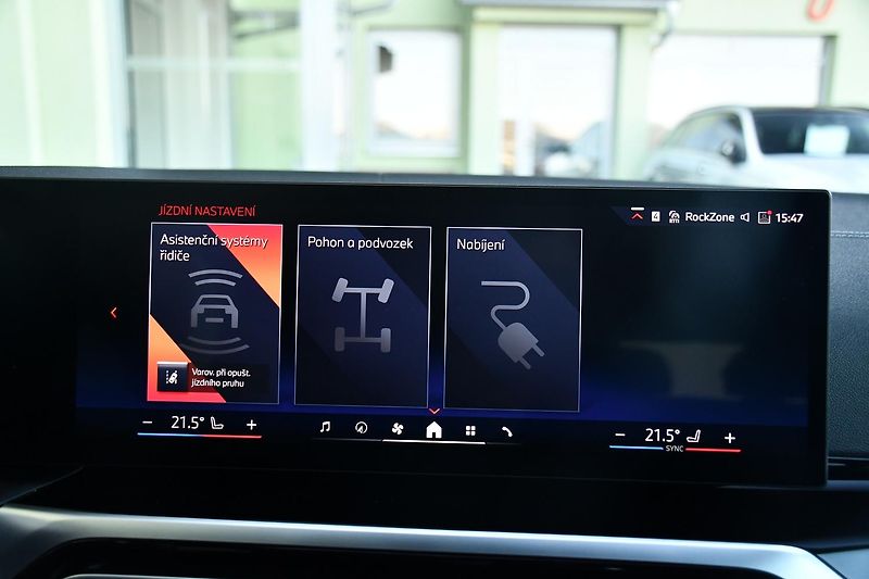 BMW i4 eDrive40 NAV REZERVACE - fotka 32 z 41