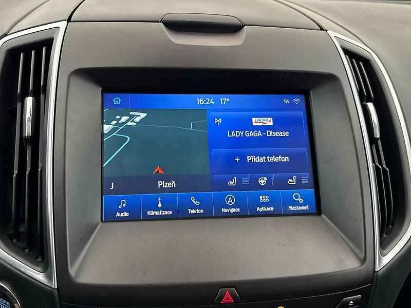 Ford S-MAX Titanium AT - fotka 12 z 28
