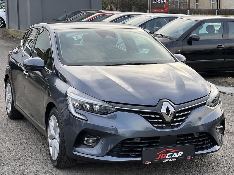Renault Clio 1.6i E-TECH HYBRID AUTOMAT - fotka 3 z 33
