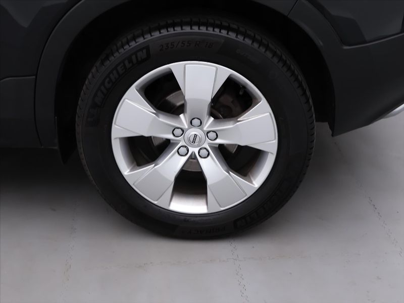 Volvo XC40 2,0 D3 110kW Aut. Inscription - fotka 25 z 32