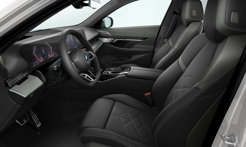 BMW Řada 5 550e xDrive Touring - fotka 4 z 4
