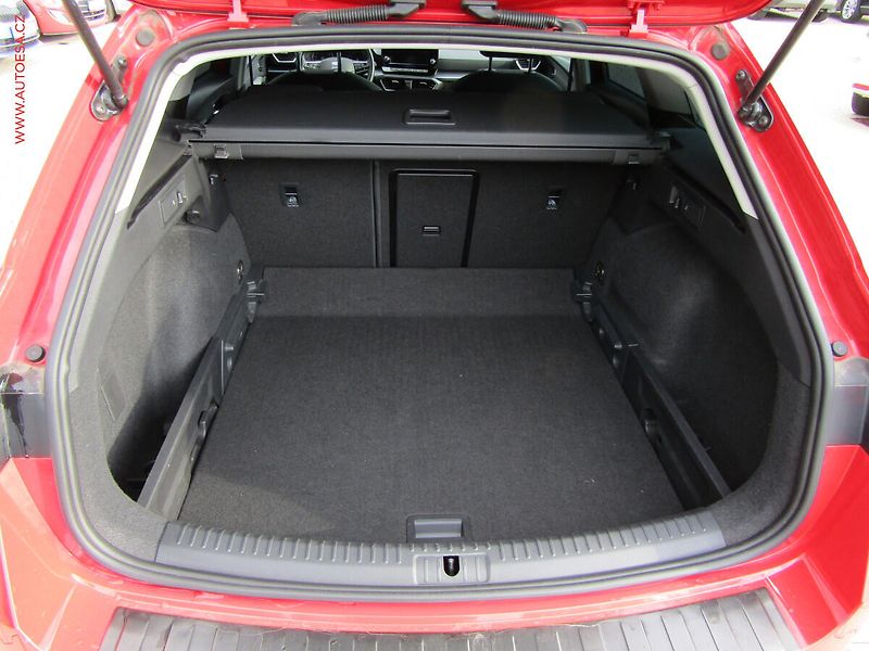 Seat Leon (2021) 1.5 TSi, ČR, Style - fotka 7 z 19