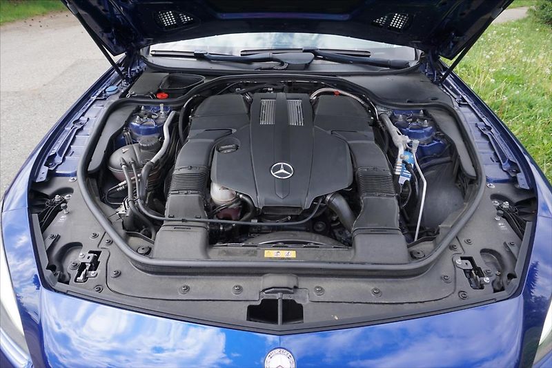 Mercedes-Benz SL 3,0 AMG Designo Edition Masáže - fotka 30 z 31