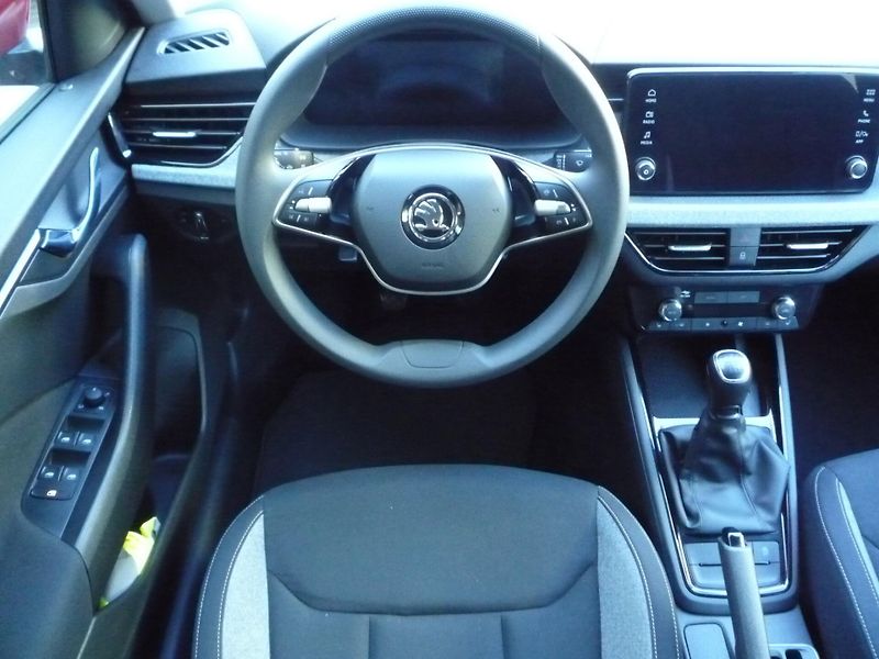 Škoda Kamiq (2024) 1,0TSi 85kW Selection - fotka 5 z 24