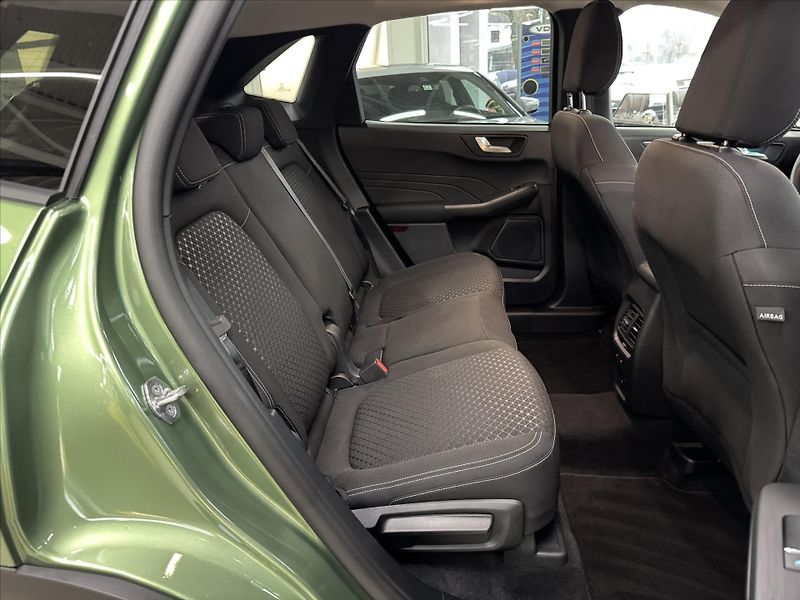 Ford Kuga 1,5   1,5 TSI TITANIUM 111 kW - fotka 10 z 16