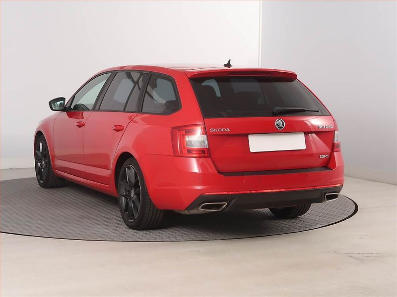 Škoda Octavia (2016) RS 2.0 TDI, Automat, Kůže - fotka 4 z 18