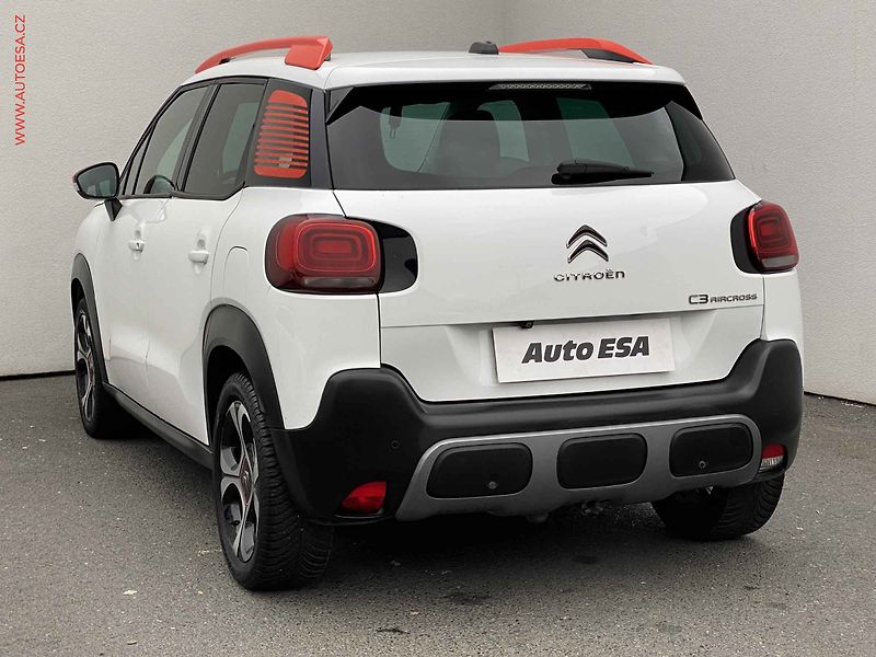 Citroën C3 Aircross (2018) 1.2 PT, Shine, navi, kamera - fotka 6 z 18