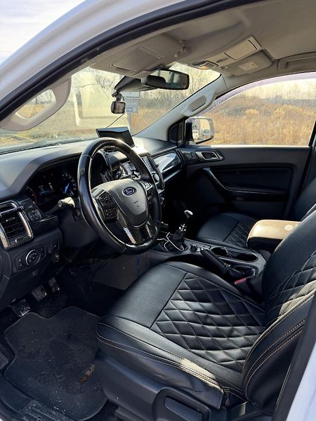 Ford Ranger 2.0 /125kW - fotka 13 z 22