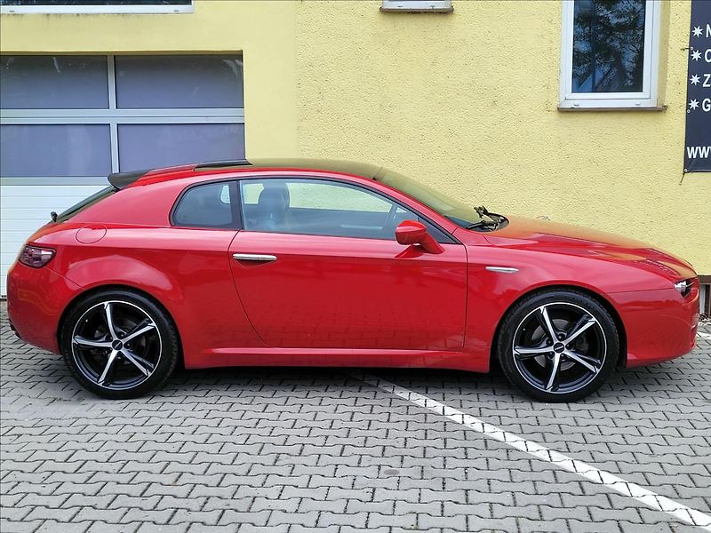 Alfa Romeo Brera 2,2 JTs po VELKÉM SERVISU - fotka 8 z 42