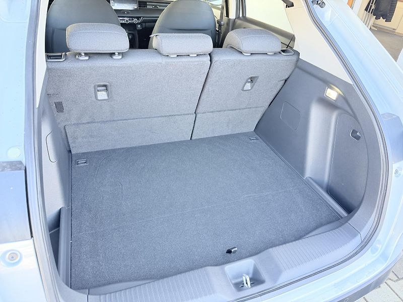 Honda HR-V 1.5 i-MMD Elegance e-CVT - fotka 25 z 26