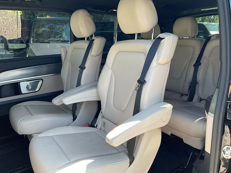 Mercedes-Benz Třídy V 300D 4MATIC EXCLUSIVE - fotka 8 z 11